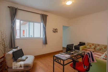 Casa à venda com 192m², 3 quartos e 4 vagas Casa à venda com 192m², 3 quartos e 4 vagasEscritório