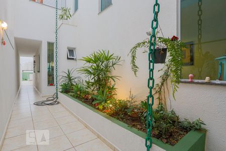 Casa à venda com 192m², 3 quartos e 4 vagas Casa à venda com 192m², 3 quartos e 4 vagasJardim lateral
