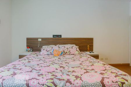 Casa à venda com 192m², 3 quartos e 4 vagas Casa à venda com 192m², 3 quartos e 4 vagasQuarto 3 Suíte