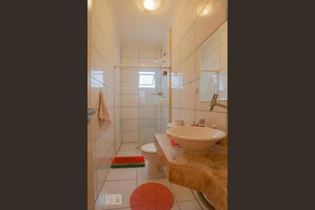 Casa à venda com 192m², 3 quartos e 4 vagas Casa à venda com 192m², 3 quartos e 4 vagasBanheiro Suíte