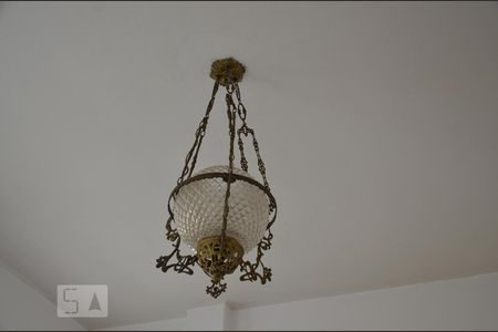 LUSTRE DA SALA de apartamento para alugar com 2 quartos, 57m² em Méier, Rio de Janeiro