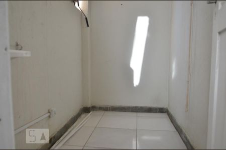Apartamento para alugar com 57m², 2 quartos e sem vagaARÉA DE SERVIÇO