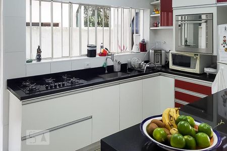 Casa à venda com 230m², 3 quartos e 3 vagasCozinha