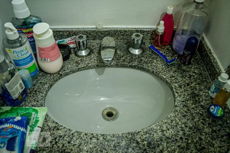 Apartamento para alugar com 45m², 1 quarto e sem vagaBanheiro - Pia