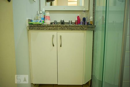 Apartamento para alugar com 45m², 1 quarto e sem vagaBanheiro - Armário