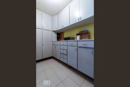 Casa à venda com 125m², 5 quartos e 2 vagasQuarto de Serviço 