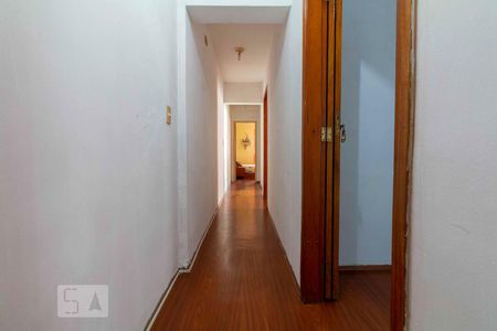 Casa à venda com 125m², 5 quartos e 2 vagasCorredor