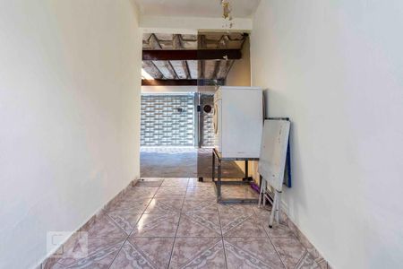 Casa à venda com 125m², 5 quartos e 2 vagasCorredor de Acesso ao Imóvel 