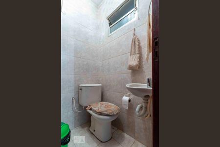 Casa à venda com 125m², 5 quartos e 2 vagasBanheiro de Serviço 