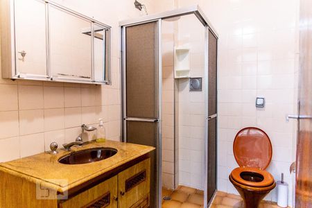 Banheiro de casa para alugar com 2 quartos, 65m² em Vila Curuca, Santo André