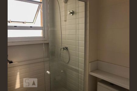 Apartamento à venda com 57m², 2 quartos e 1 vaga Apartamento à venda com 57m², 2 quartos e 1 vagaBanheiro