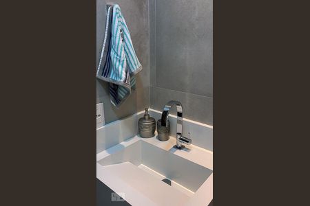 Apartamento à venda com 57m², 2 quartos e 1 vaga Apartamento à venda com 57m², 2 quartos e 1 vagaBanheiro