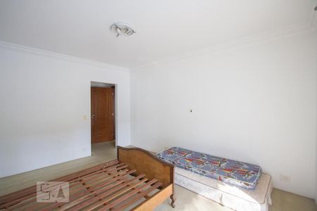 Casa de condomínio para alugar com 490m², 3 quartos e 4 vagasSuíte 2