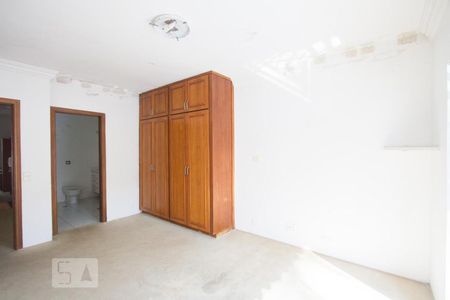 Casa de condomínio para alugar com 490m², 3 quartos e 4 vagasSuíte 1