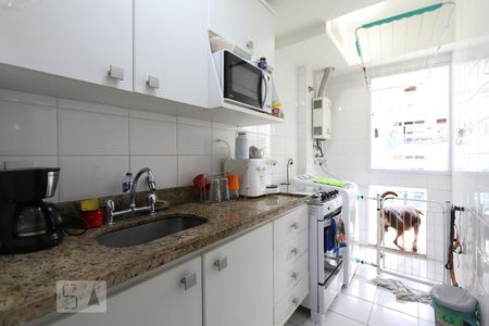 Cozinha - Armários de apartamento à venda com 2 quartos, 60m² em Freguesia (jacarepaguá), Rio de Janeiro