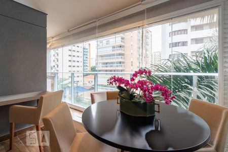 Varanda de apartamento à venda com 1 quarto, 44m² em Indianópolis, São Paulo