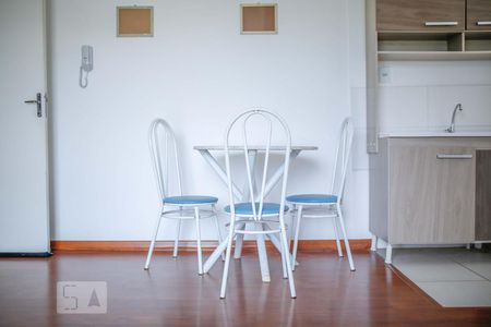 Sala de apartamento à venda com 2 quartos, 51m² em Vila Nova, Porto Alegre