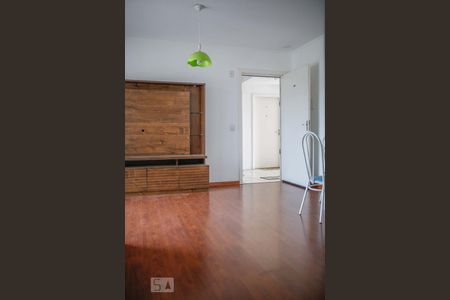 Sala de apartamento à venda com 2 quartos, 51m² em Vila Nova, Porto Alegre