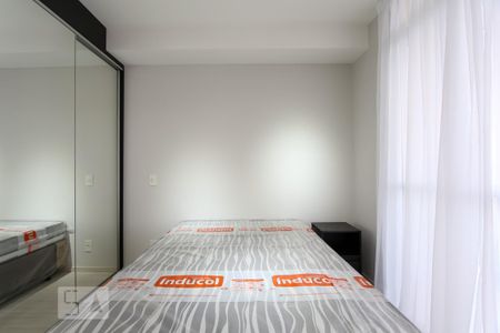 Quarto de kitnet/studio para alugar com 1 quarto, 42m² em Real Parque, São Paulo