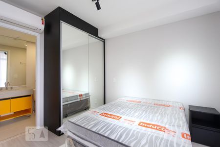 Quarto de kitnet/studio para alugar com 1 quarto, 42m² em Real Parque, São Paulo