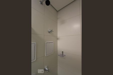 Studio para alugar com 42m², 1 quarto e 1 vaga Studio para alugar com 42m², 1 quarto e 1 vagaBanheiro