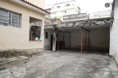 Casa à venda com 279m², 3 quartos e 10 vagasquintal