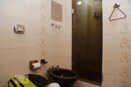 Casa à venda com 279m², 3 quartos e 10 vagasbanheiro 2