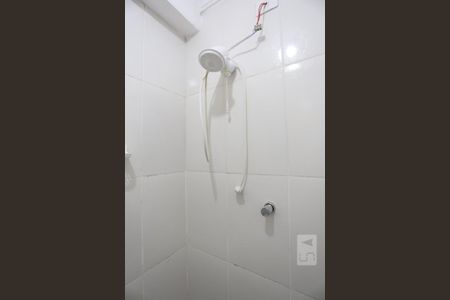 Banheiro - Chuveiro de kitnet/studio para alugar com 1 quarto, 20m² em Vila Gomes, São Paulo