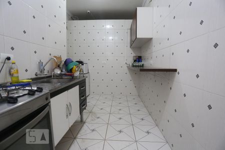 Cozinha de kitnet/studio para alugar com 1 quarto, 20m² em Vila Gomes, São Paulo