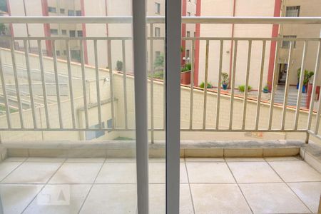 Varanda da sala de apartamento à venda com 2 quartos, 49m² em Itaquera, São Paulo