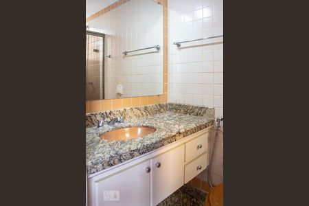 Apartamento para alugar com 89m², 3 quartos e 1 vaga Apartamento para alugar com 89m², 3 quartos e 1 vagaBanheiro da Suíte