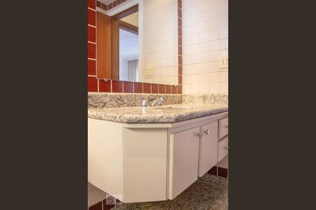 Apartamento para alugar com 89m², 3 quartos e 1 vaga Apartamento para alugar com 89m², 3 quartos e 1 vagaBanheiro Social