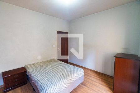 Quarto 1 de casa à venda com 4 quartos, 243m² em Vila Guarani (zona Sul), São Paulo
