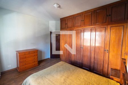 Quarto 2 de casa à venda com 4 quartos, 243m² em Vila Guarani (zona Sul), São Paulo