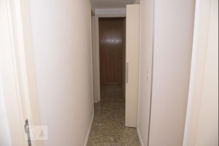 Corredor de apartamento à venda com 3 quartos, 96m² em Freguesia de Jacarepaguá, Rio de Janeiro
