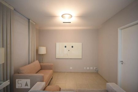 Sala de Tv de apartamento para alugar com 1 quarto, 104m² em Vila Andrade, São Paulo