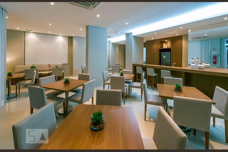 Apartamento à venda com 69m², 2 quartos e 1 vagaÁrea comum - Salão de festas