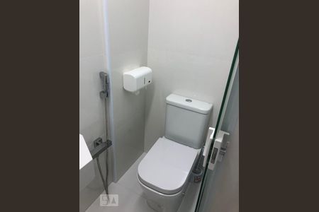Apartamento à venda com 180m², 3 quartos e 2 vagasBanheiro