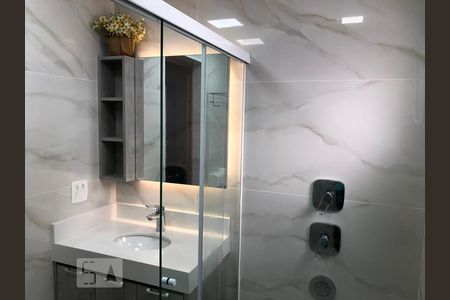 Apartamento à venda com 180m², 3 quartos e 2 vagasBanheiro