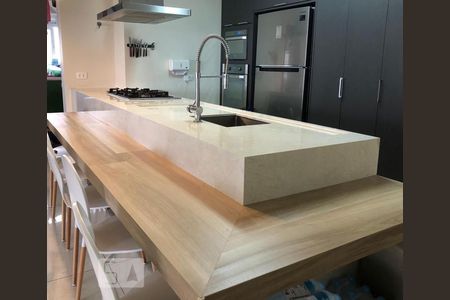 Apartamento à venda com 180m², 3 quartos e 2 vagasBanheiro