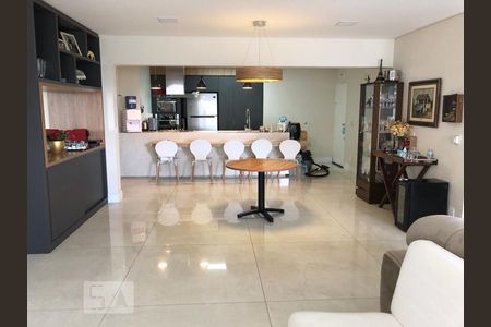 Sala de apartamento à venda com 3 quartos, 180m² em Vila Monte Alegre, São Paulo