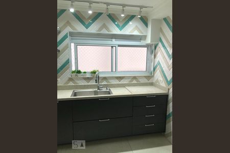 Apartamento à venda com 180m², 3 quartos e 2 vagasLavanderia