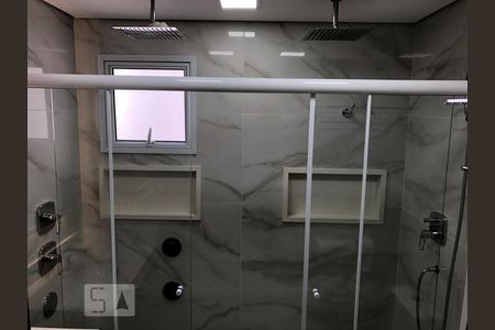 Apartamento à venda com 180m², 3 quartos e 2 vagasBanheiro