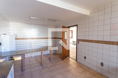 Casa à venda com 305m², 3 quartos e 3 vagasCozinha