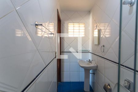 Casa à venda com 305m², 3 quartos e 3 vagas Casa à venda com 305m², 3 quartos e 3 vagasBanheiro da Suíte 2