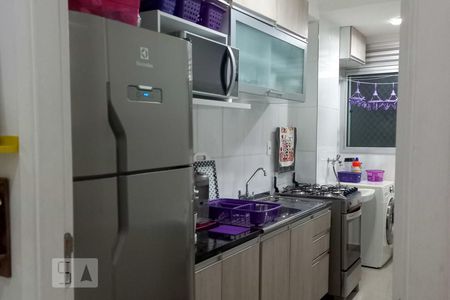 Cozinha de apartamento para alugar com 2 quartos, 44m² em Água Branca, São Paulo