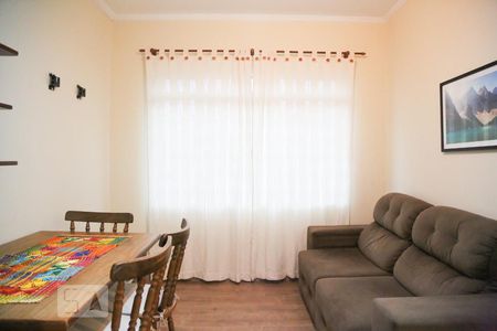 Apartamento para alugar com 66m², 2 quartos e sem vagaSala