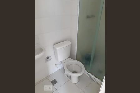 Banheiro de apartamento para alugar com 2 quartos, 49m² em Vicente de Carvalho, Rio de Janeiro