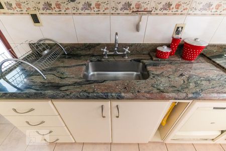 Apartamento à venda com 120m², 3 quartos e 1 vaga Apartamento à venda com 120m², 3 quartos e 1 vagaCozinha - Pia
