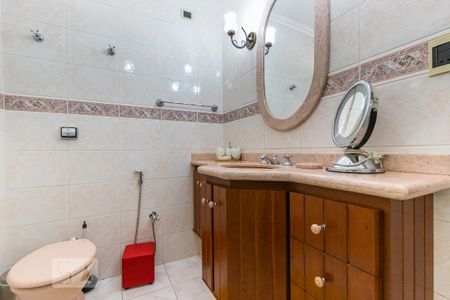 Apartamento à venda com 120m², 3 quartos e 1 vaga Apartamento à venda com 120m², 3 quartos e 1 vagaBanheiro social